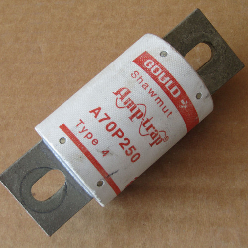 Gould Shawmut Amptrap A70P250 250 Amp 700VAC Type 4 Fuse - Used