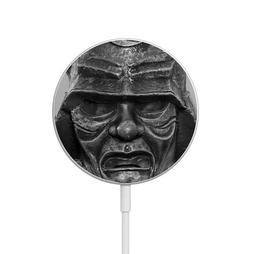 S1827 Japan Samurai Helmet Magnetic Wireless Charger Pad with MagSafe 15W for iPhone 16 15 14 13 12