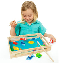 Molto gioco di pesca in legno per bambini. 15 pezzi. 23276