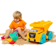 Camion Benne de Plage avec 6 Accessoires