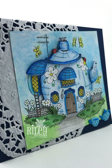 Mushroom Lane - Teapot House 1 dies (set of 12)