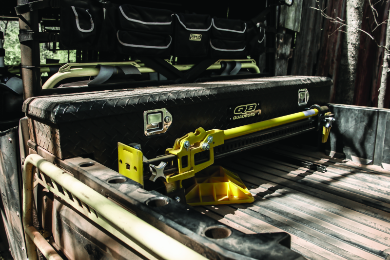 QuadBoss Utility Jack with 3,000 lb Capacity - Heavy-Duty Steel Construction for Offroad and Farm Equipment