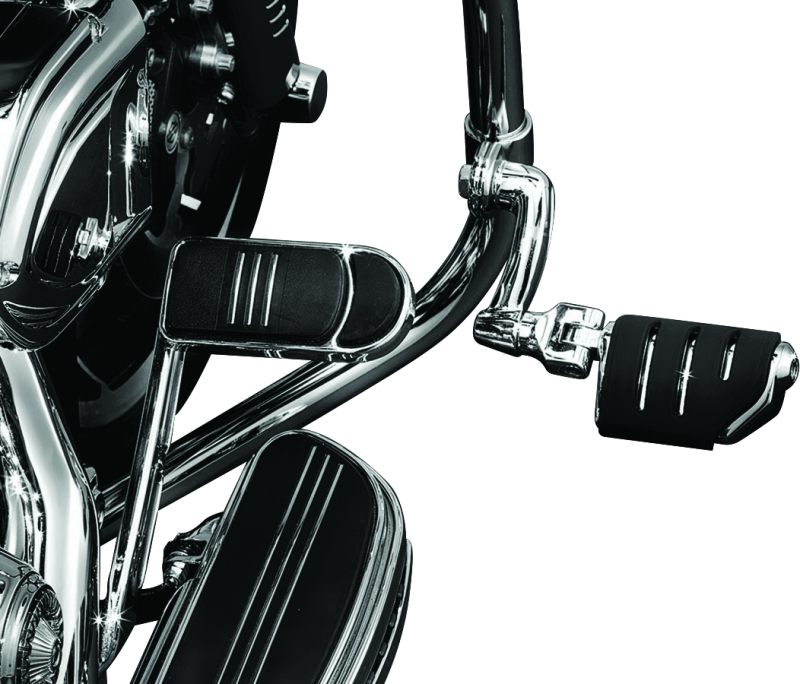 Kuryakyn Longhorn Trident Dually Offset Highway Pegs with Chrome Finish and 1-1/4 Inch Clamps