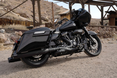 Vance & Hines Blackbird 450 Slip-Ons for Harley Touring Models with Black Contrast Finish End Caps
