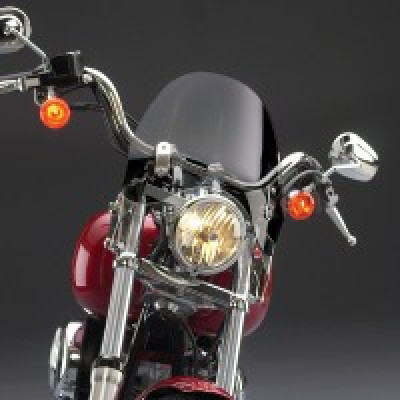National Cycle N21920 80-05 HD FX Wide Glide 41mm/84-12 FXST Softail Switchblade Windshield - Tinted