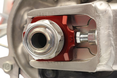 WORKS Precision CNC’d Elite Axle Block Kit for Honda CRF450R & RX – Reversible Floating Rear Axle Conversion