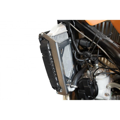 ENDURO ENGINEERING Radiator Brace for Husqvarna and KTM – Part Number 11-1023