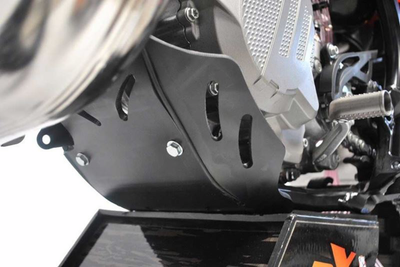 AXP RACING Skid Plate - Black - Husqvarna | KTM - TE | EX/XC '17-'23 AX1400
