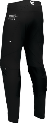 Black/White