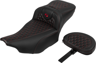 SADDLEMEN Roadsofa™ Extended Reach Seat - with Backrest - Honeycomb - Red Stitch - FLTR/FLHX '23-'24 823-07-190B4