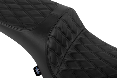 DRAG SPECIALTIES SEATS Freedom Seat - Vinyl - Double Diamond Black Stitch - Challenger '20-'25/Chieftain '25 4722B