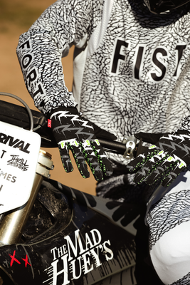 FIST HANDWEAR Strapped Taka Higashino Cali Roll Gloves