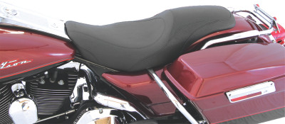 Mustang 97-07 Harley Rd King, 06-07 Street Glide, 00-05 Eagle Std Touring Solo Seat-Black