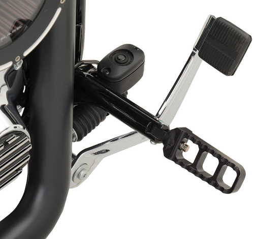 JOKER MACHINE Adjustable Serrated Foot Pegs - Narrow - Black 08-61-1B
