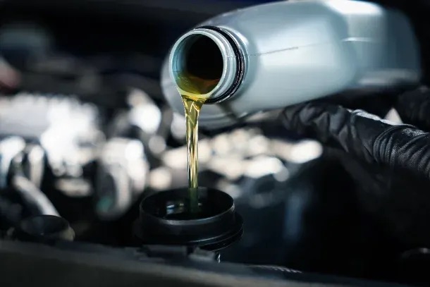 Oils & Chemicals