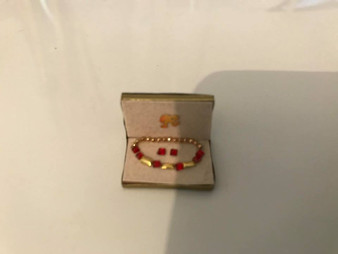 Necklace Display 9 - Single  - Gold & Red Ruby with Earing - 1:12 scale miniature