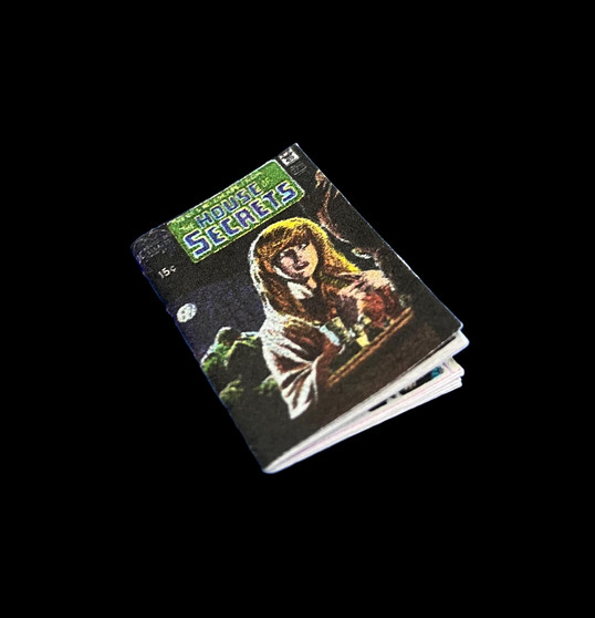 Miniature Comic Book -House of Secrets - 1:12 scale miniature Miniature Comic Book -House of Secrets - 1:12 scale miniature