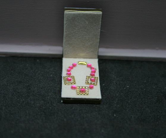 Necklace Display 18 - Single  - Gold & Pink Dimond -  1:12 scale miniature