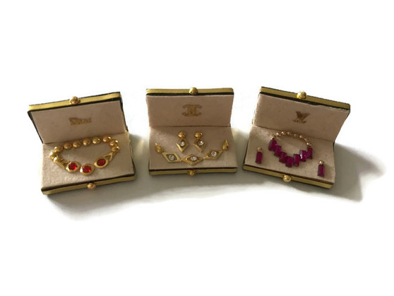 Jewellery Set 24 - Set - Set of 3 Jewelley Display - 1:12 scale miniature