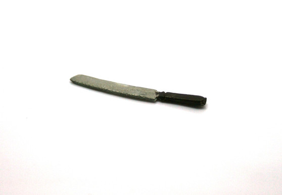 Metal Bread Knife with Coloured Handle - STyle 1 - Single  -  White Metal - 1:12 scale miniature