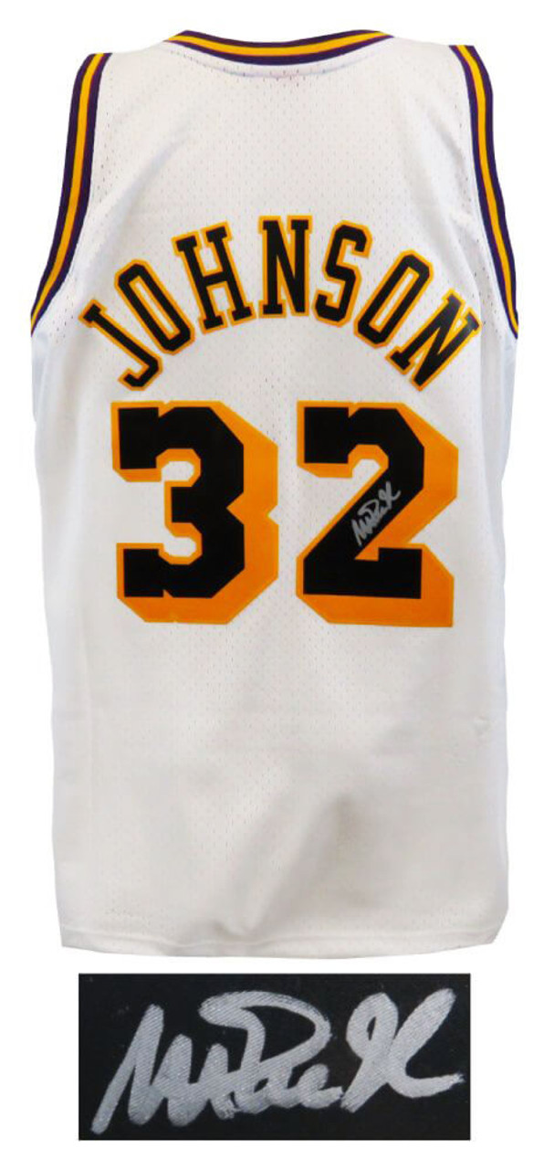 Magic johnson hot sale jersey numbers