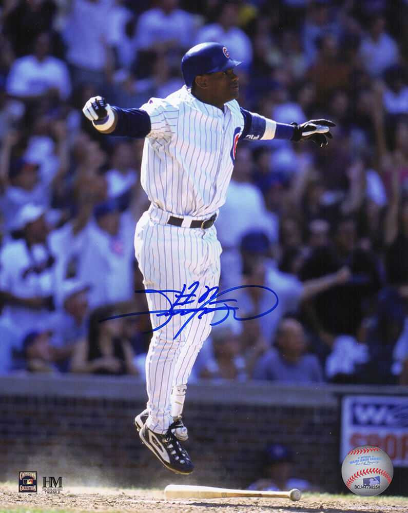 Sammy Sosa Signed Chicago Cubs Home Run Celebration Jump 8x10