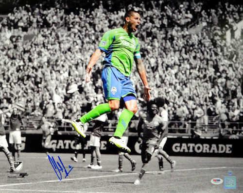 Clint Dempsey Autographed 16x20 Photo Seattle Sounders PSA/DNA ITP.