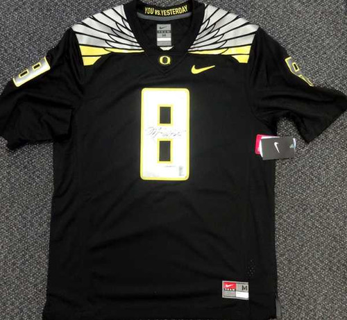 Marcus Mariota Autographed Black Nike Jersey Oregon Ducks "2014 Heisman" Size Medium MM Holo