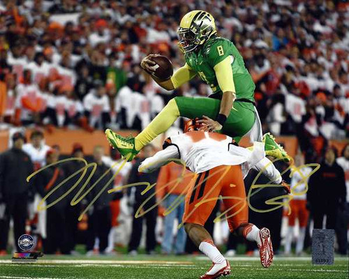 Marcus Mariota Autographed 8x10 Photo Oregon Ducks MM Holo Stock #96552