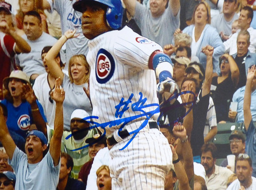 Sammy Sosa Autographed 16x20 Photo Chicago Cubs Beckett BAS Stock #148618