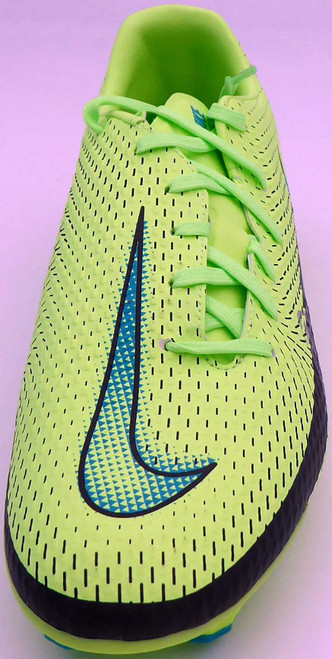 Mason Mount Autographed Green Nike Phantom Cleat Shoe Chelsea F.C. Size 8 (Light Auto) Beckett BAS #K06315