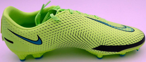 Mason Mount Autographed Green Nike Phantom Cleat Shoe Chelsea F.C. Size 8 (Light Auto) Beckett BAS #K06315
