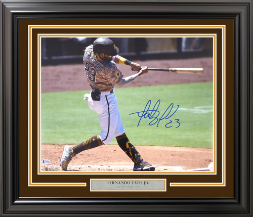 Padres Manny Machado Signed 16x20 Photo Beckett BAS Witnessed