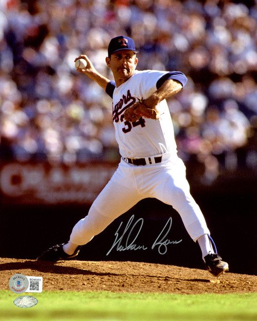 Nolan Ryan Autographed 16x20 Photo Texas Rangers Fight vs. Robin