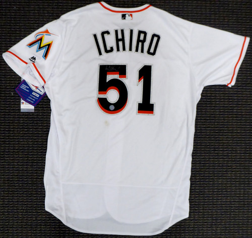 Ichiro Suzuki Miami Marlins Memorabilia, Ichiro Suzuki Collectibles, Marlins  Verified Signed Ichiro Suzuki Photos