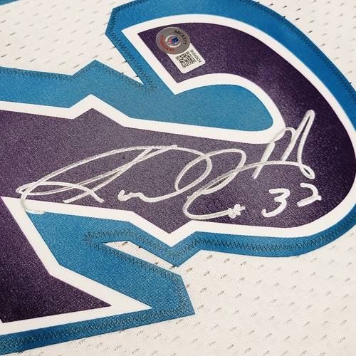 Utah Jazz Karl Malone Autographed Purple Authentic Mitchell & Ness Jersey  Size XL Beckett BAS Witness Stock #211881