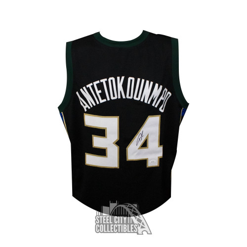 Giannis Antetokounmpo Hand Signed Memorabilia