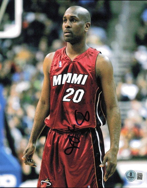 Gary Payton Autographed 8x10 Photo Miami Heat Beckett BAS QR #BS36805