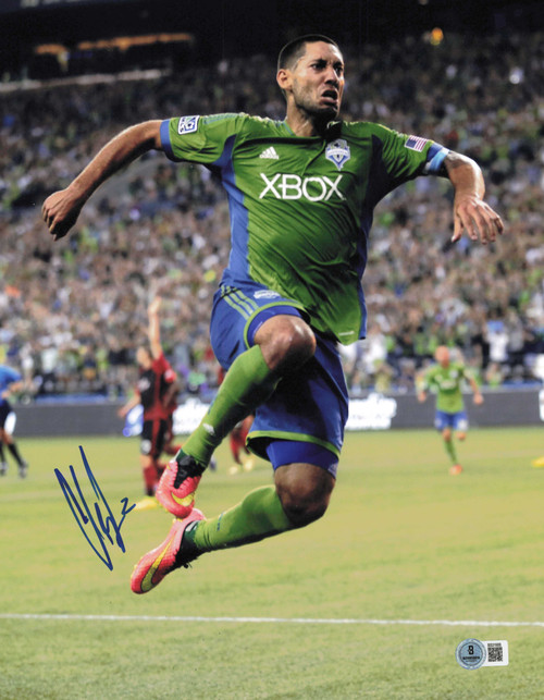 Clint Dempsey Autographed 11x14 Photo Seattle Sounders Beckett BAS QR #BS31906