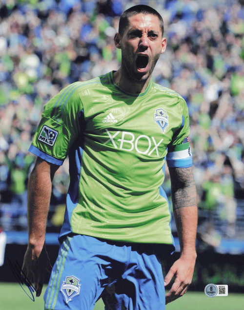 Clint Dempsey Autographed 11x14 Photo Seattle Sounders Beckett BAS QR #BS31913
