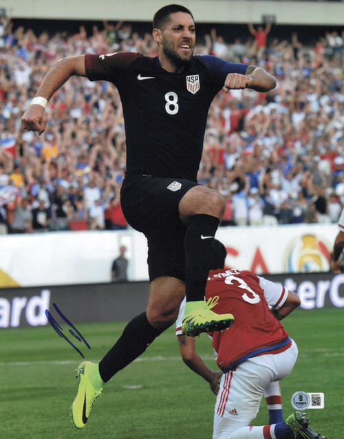 Clint Dempsey Autographed 11x14 Photo Team USA Beckett BAS QR #BS31917