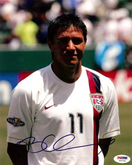 Brian Ching Autographed 8x10 Photo PSA/DNA
