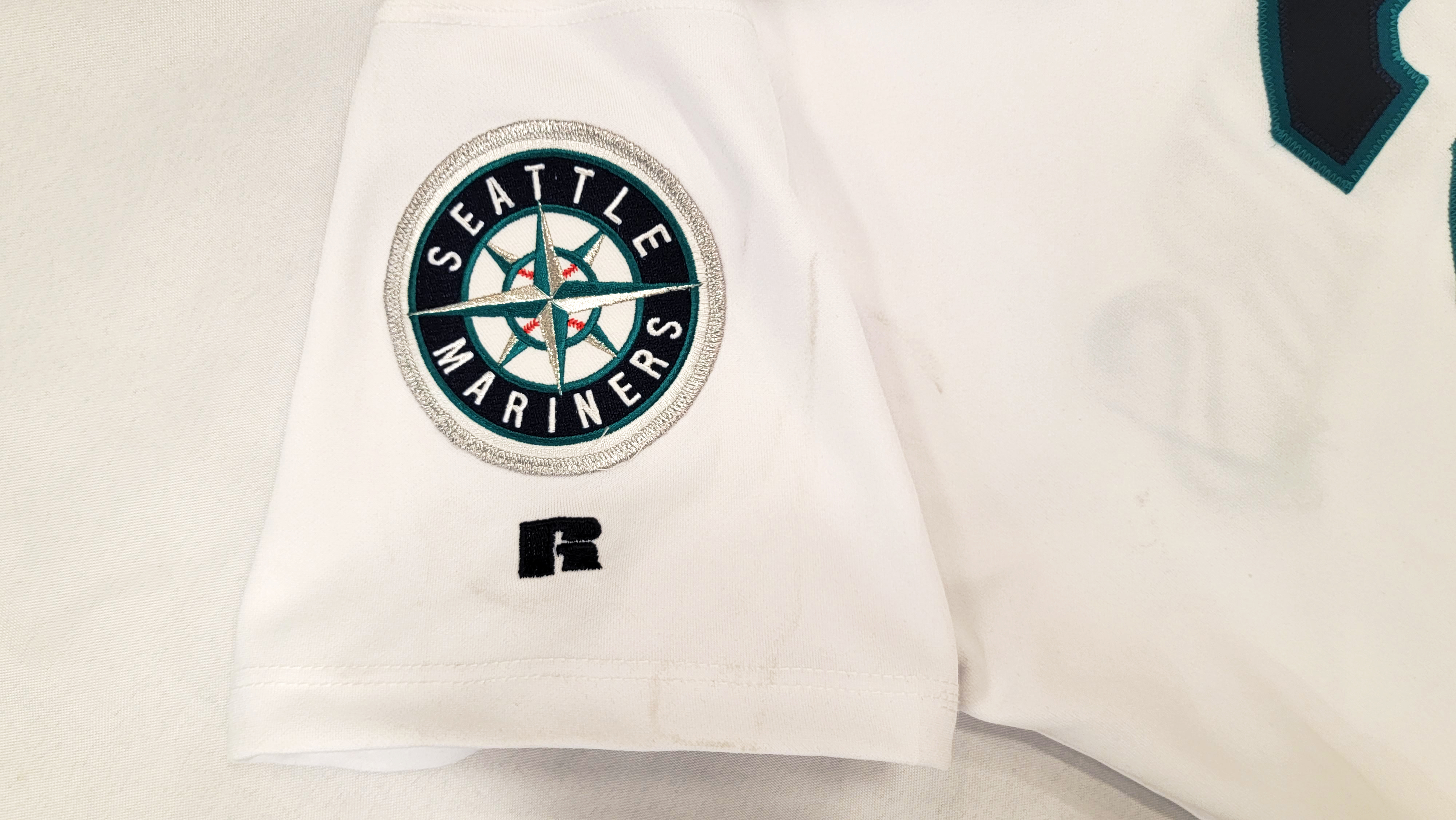 Seattle Mariners Bret Boone Autographed White Game used 2003 Russell Jersey Size 46 Beckett BAS