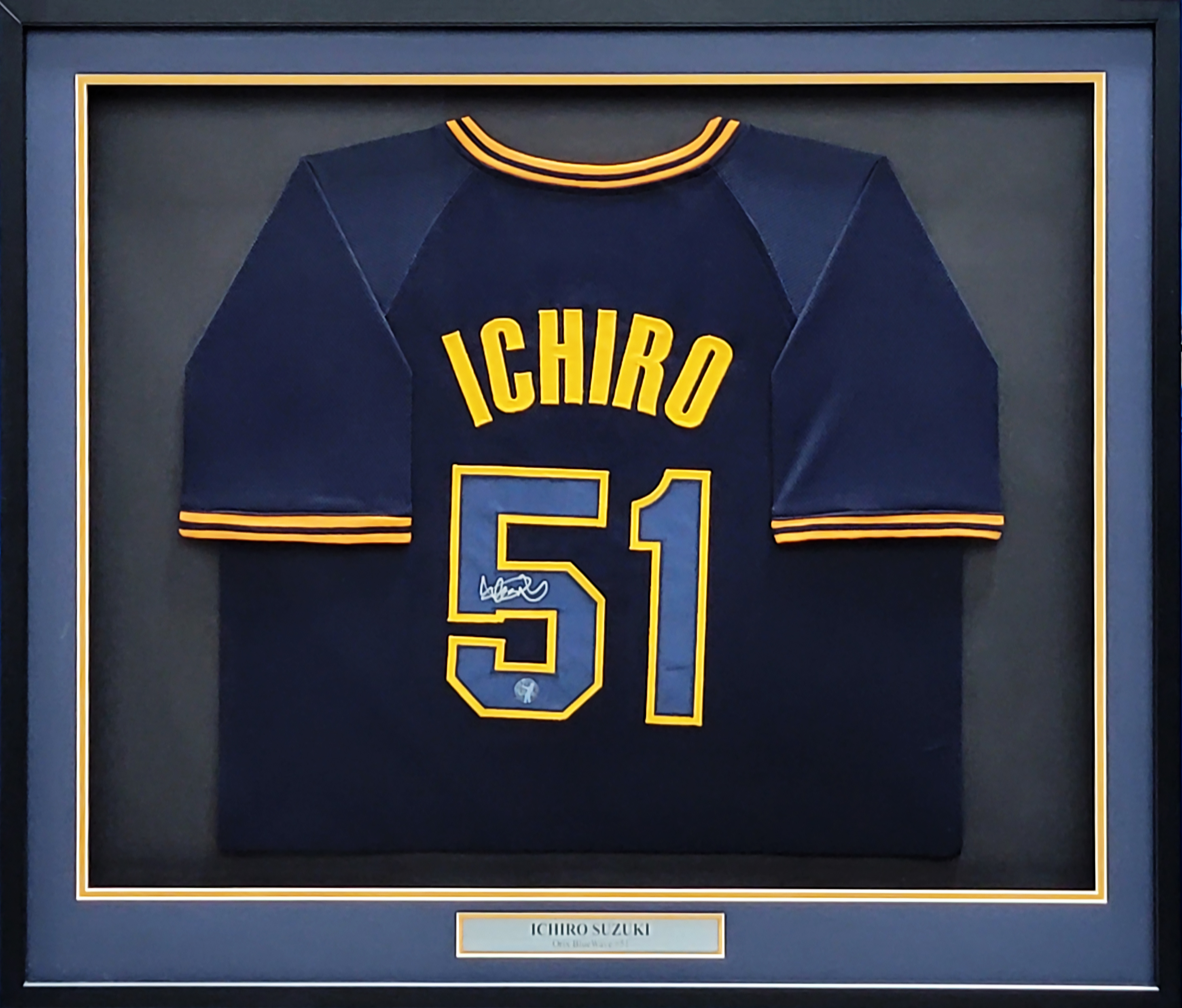 Shop Ichiro Suzuki Seattle Mariners Signed White Majestic Jersey #51 Size  XL at Nikco Sports