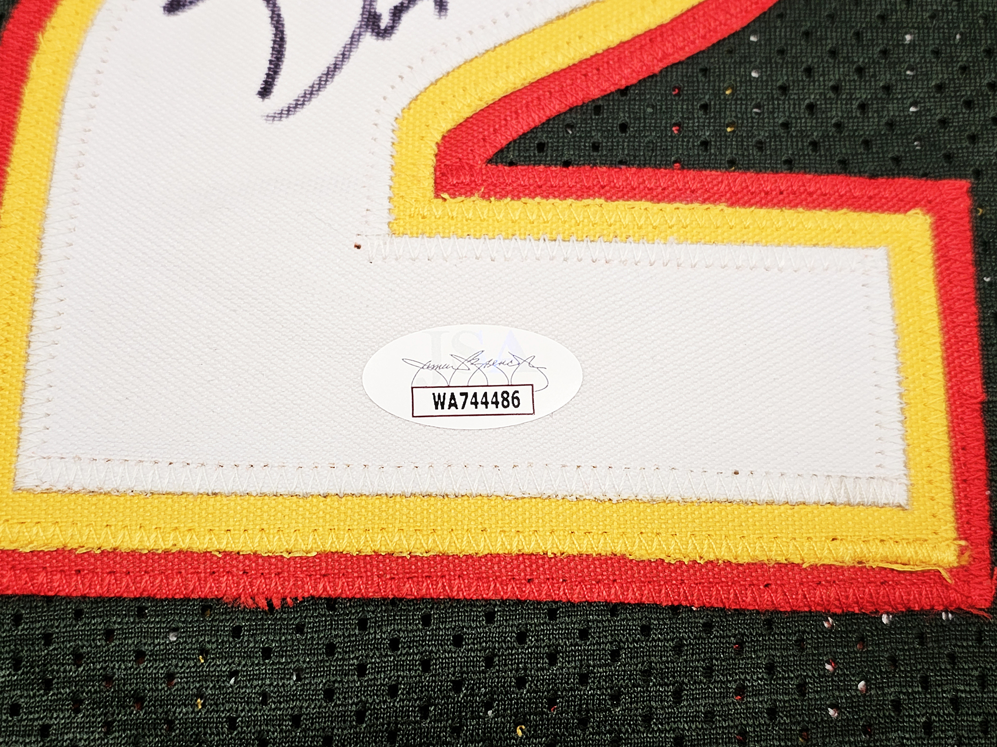 Seattle Supersonics Gary Payton Autographed White Jersey The Glove JSA  Stock #215727