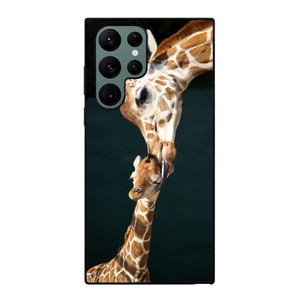 MOM TOUCHES BABY GIRAFFE Samsung Galaxy S22 Ultra 5G Case Cover MOM TOUCHES BABY GIRAFFE Samsung Galaxy S22 Ultra 5G Case Cover