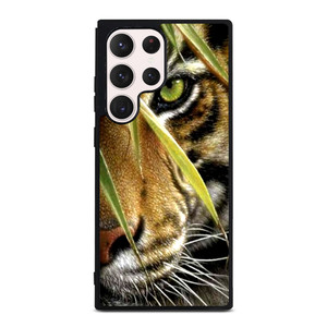 BENGAL TIGER IN A HALF FACE Samsung Galaxy S23 Ultra Case Cover BENGAL TIGER IN A HALF FACE Samsung Galaxy S23 Ultra Case Cover