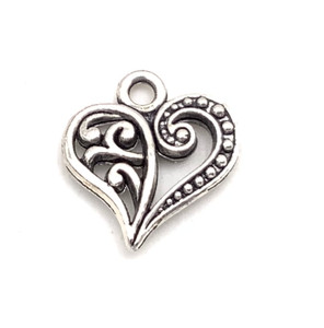 10 PCS Tibetan Antique Silver Heart Charm Pendant 10 PCS Tibetan Antique Silver Heart Charm Pendant