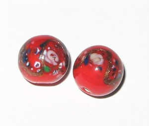 nice vintage art Czech red wedding cake glass beads nice vintage art Czech red wedding cake glass beads