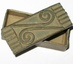African akan 19th century friendship Symbol gold dust box with lid African akan 19th century friendship Symbol gold dust box with lid